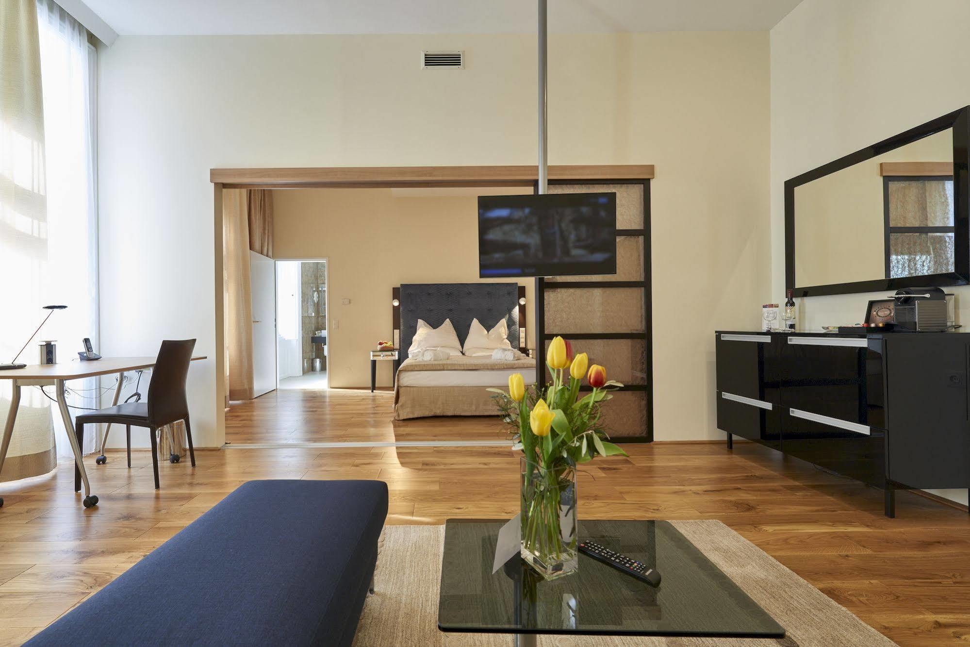 Hilight Suites Hotel Відень Екстер'єр фото